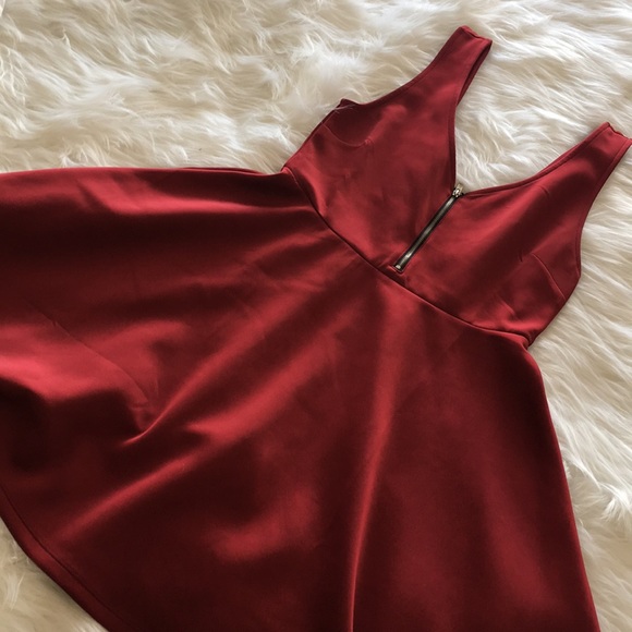 DEEP RED SKATER DRESS - Picture 1 of 2